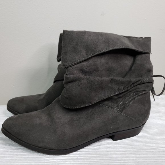 Indigo Rd. Shoes - ❤ Grey Size 9 Womens Bootie Indigo Rd. Like New